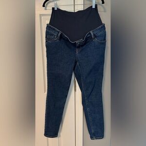Old Navy Maternity Premium Full Panel Rockstar Super Skinny Jeans